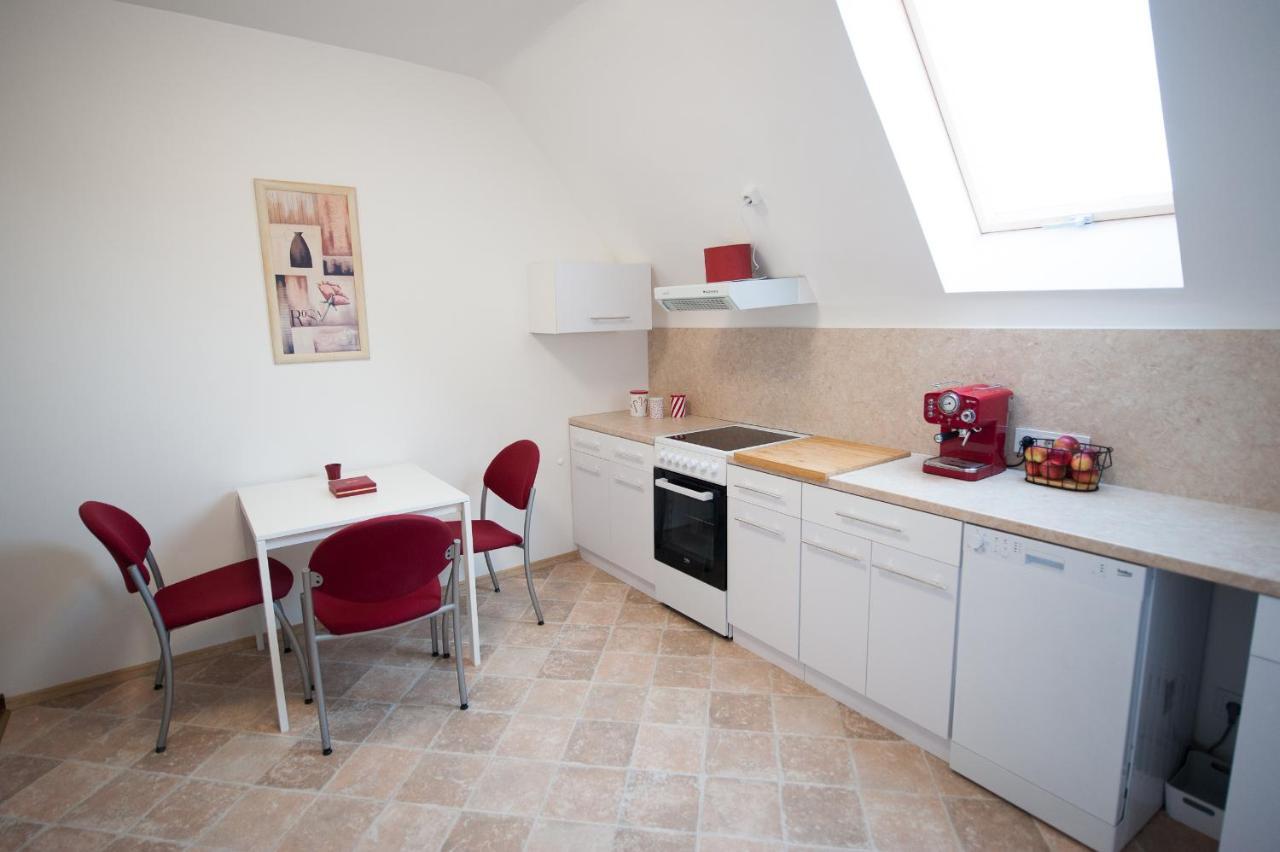 Vilnius Old Town, 3 Bdr Penthouse, 100 M2 With Terrace Apartment Exterior photo
