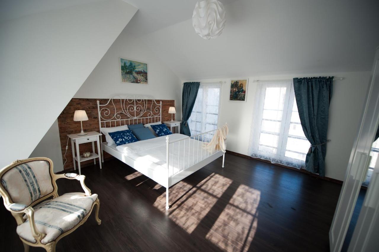 Vilnius Old Town, 3 Bdr Penthouse, 100 M2 With Terrace Apartment Exterior photo
