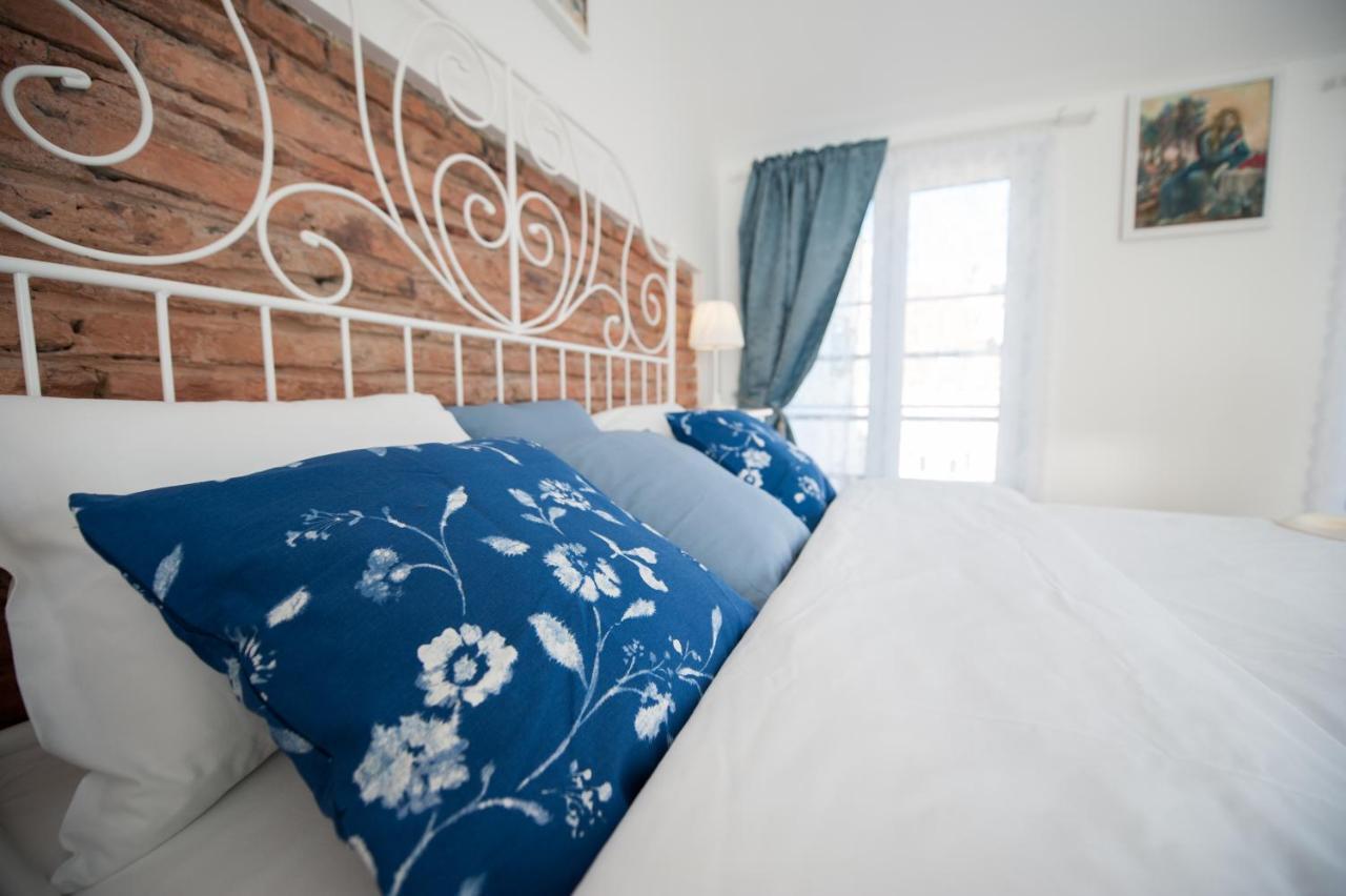 Vilnius Old Town, 3 Bdr Penthouse, 100 M2 With Terrace Apartment Exterior photo