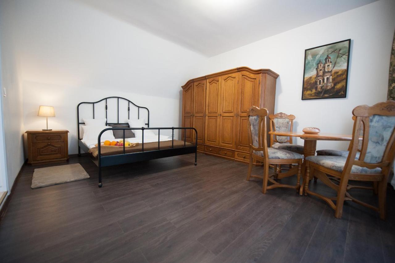 Vilnius Old Town, 3 Bdr Penthouse, 100 M2 With Terrace Apartment Exterior photo