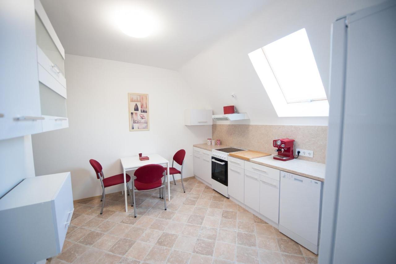 Vilnius Old Town, 3 Bdr Penthouse, 100 M2 With Terrace Apartment Exterior photo